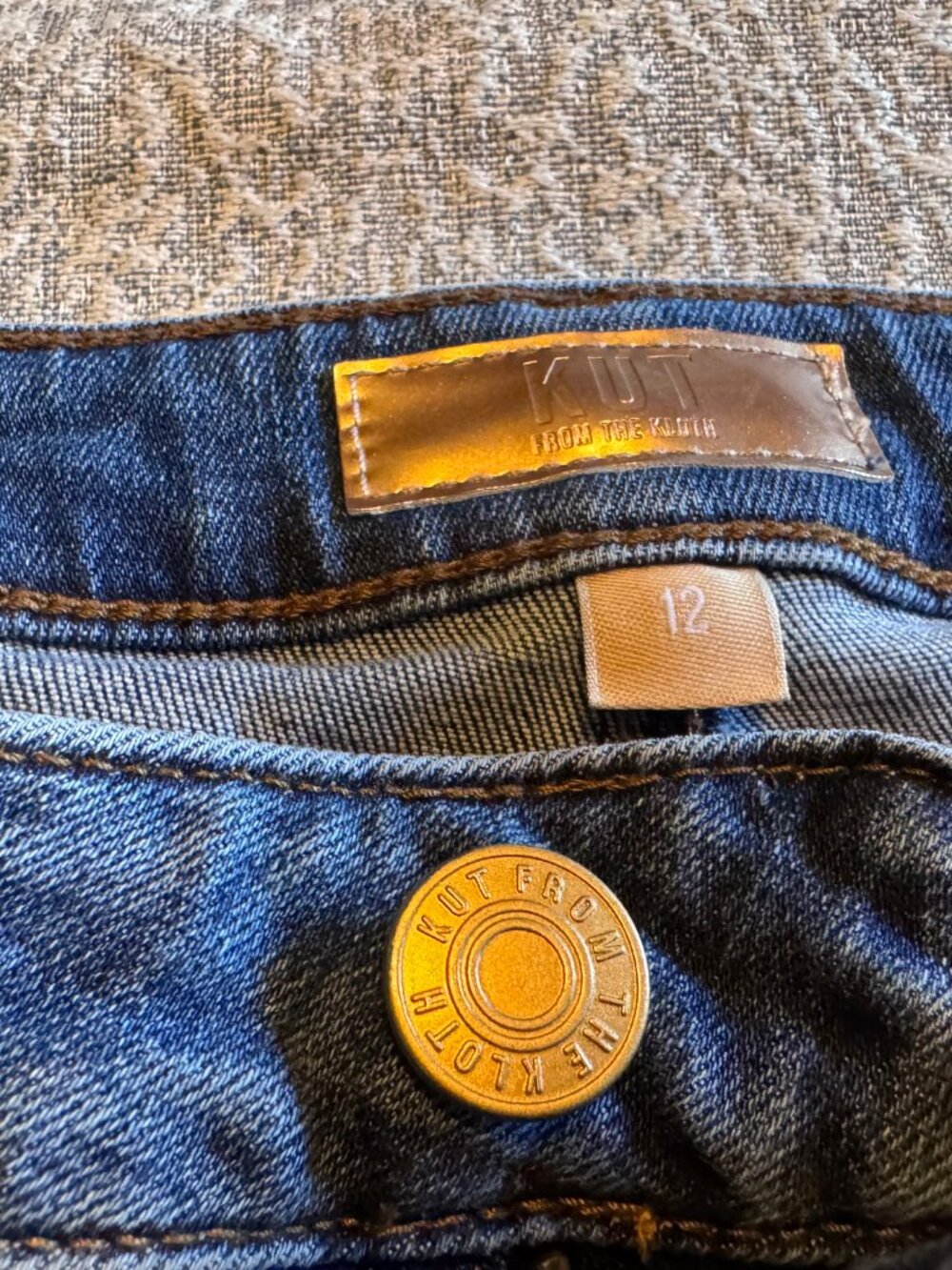 KUT from the Kloth Kelsey High Rise Ankle Flare Jeans 12 - Picture 7 of 9